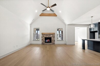 7109 E Queens St, Broken Arrow, OK 74014 - photo 5