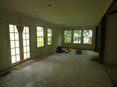 227 N James Ave, McComb, MS 39648 - photo 4