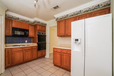 15311 Meadow Village Dr, Houston, TX 77095 - photo 4