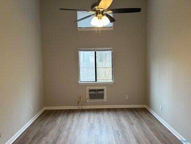 3701 Squaw Valley Dr SW unit D, Huntsville, AL 35805 - photo 5