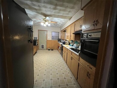 501 E Ellen Ave, Hurst, TX 76053 - photo 7