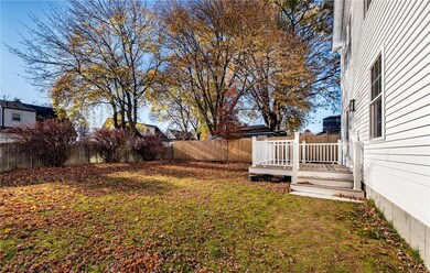 14 Ravenswood Ave, Providence, RI 02908 - photo 7
