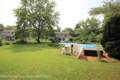 back:pool