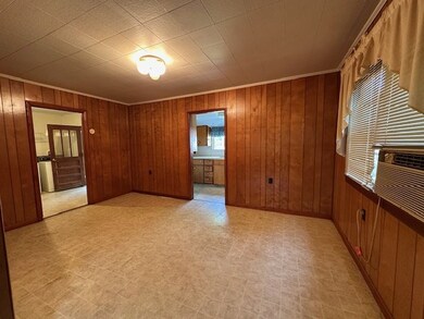 276 Wilson Ave, Fitzgerald, GA 31750 - photo 5