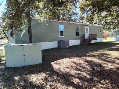 135 Carolina St, Carrabelle, FL 32322 - photo 7