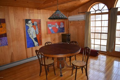 300 Forest Dr, Hawley, PA 18428 - photo 2