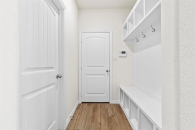 788 Brookside Dr, Springtown, TX 76082 - photo 6