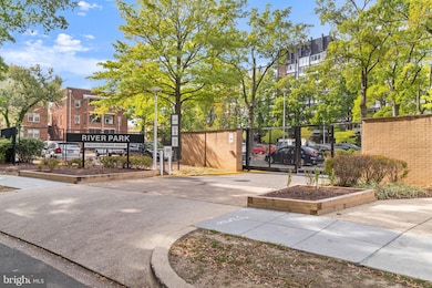 River Park unit N225, Washington, DC 20024 - photo 6