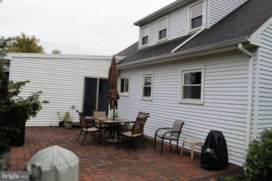 317 E Hemlock St, Palmyra, PA 17078 - photo 6
