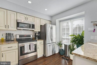 9615 Lambeth Ct, Columbia, MD 21046 - photo 7