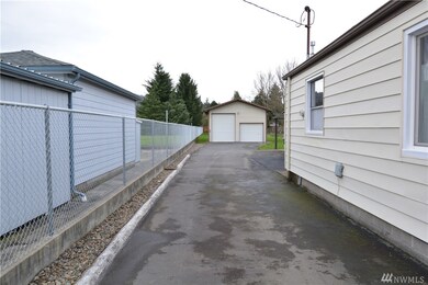 3322 Pine St, Longview, WA 98632 - photo 4