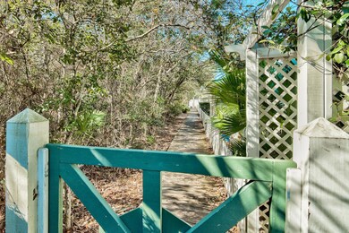 small_42 Pinecrest _28