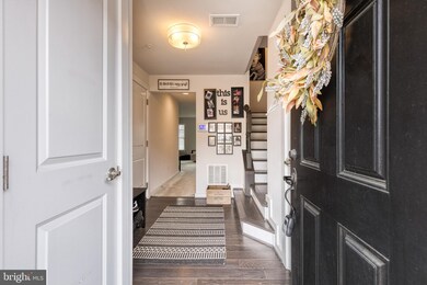 4202 Skyview, Baltimore, MD 21211 - photo 2