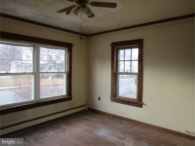 145 W Center St, Clayton, NJ 08312 - photo 4