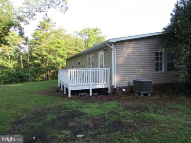 2074 Grants Hill Church Rd, Montross, VA 22520 - photo 5