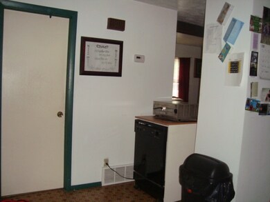 152 S Main St, Potosi, WI 53820 - photo 6