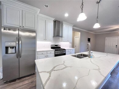 817 Pine Ridge Ct, Pineville, LA 71360 - photo 4