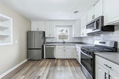 517 Springbrook Rd, Fort Wayne, IN 46825 - photo 6