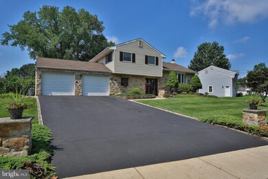 240 Midway Dr, Morrisville, PA 19067 - photo 2
