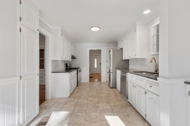 99 Rockland St unit 99, West Roxbury, MA 02132 - photo 5