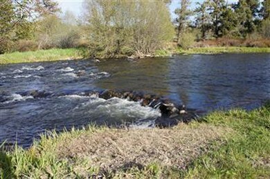 20030 Beaver Ln, Bend, OR 97701 - photo 2