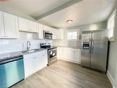 890 Nela View Rd, Cleveland, OH 44112 - photo 7