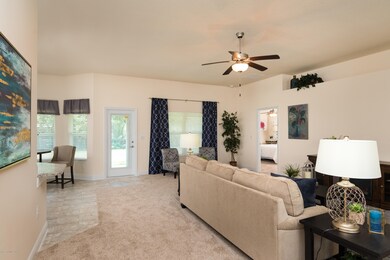 Family Room (sample photo)