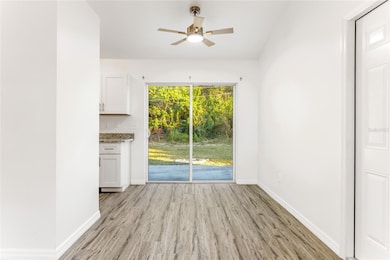 5101 Eldorado Dr, Tampa, FL 33615 - photo 7