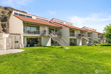 Rare Ground Floor, Corner Unit