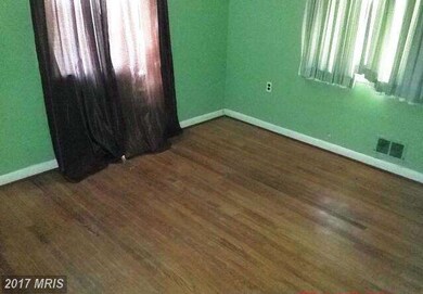 3212 Saint Lukes Ln, Gwynn Oak, MD 21207 - photo 7