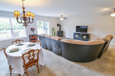 6909 Hunt Dr, Macungie, PA 18062 - photo 6