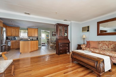 60 Vermont Ave, Oceanside, NY 11572 - photo 5