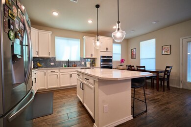 4016 Delta Rose St, Houston, TX 77018 - photo 6