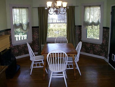 24 Mechanic St, Wakefield, RI 02879 - photo 3