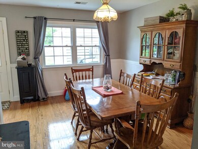 450 Devon Ct unit 463, Downingtown, PA 19335 - photo 6