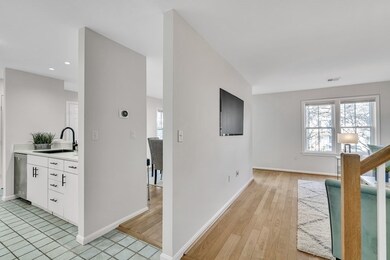 8 N Commons unit C, Lincoln, MA 01773 - photo 3