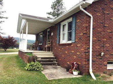 1015 Spring Rd, Andreas, PA 18211 - photo 2