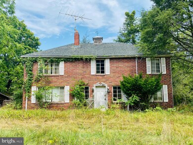 914 Plains Rd, Paw Paw, WV 25434 - photo 7