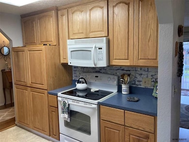 1030 Cedar Way SE, Salem, OR 97302 - photo 6