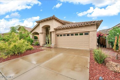 922 E Goldenrod-3