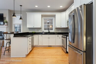 4915 N Seeley Ave, Chicago, IL 60625 - photo 7