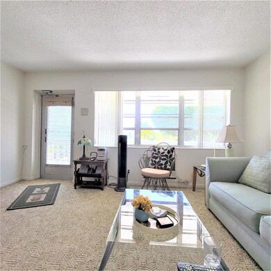 15 Windsor A, West Palm Beach, FL 33417 - photo 6