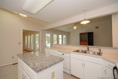 5420 Riverview Rd, Williamsburg, VA 23188 - photo 7