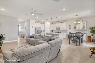 507 Veridian Cir NW, Melbourne, FL 32907 - photo 5