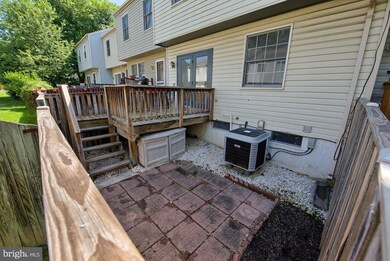 18814 Sky Blue Cir, Germantown, MD 20874 - photo 4