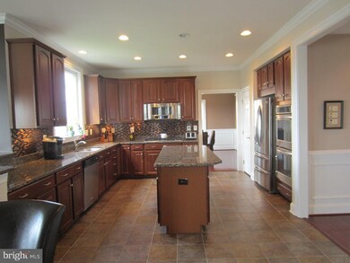 216 Harpel Dr, Perkasie, PA 18944 - photo 2