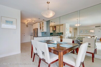 Dining/Kitchen