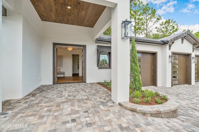 Palacial Entry