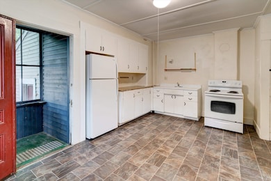 14 Monroe St unit 14, Concord, NH 03301 - photo 7