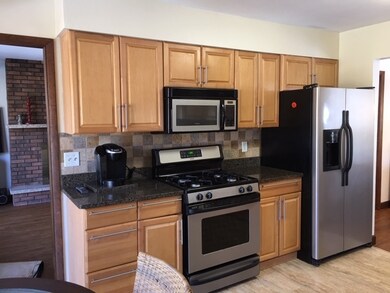 1210 Surrey Ln, Algonquin, IL 60102 - photo 7